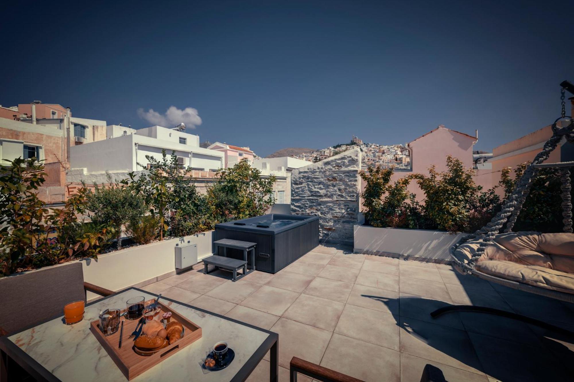Ninemian Suites Syros Ermúpoli Kültér fotó